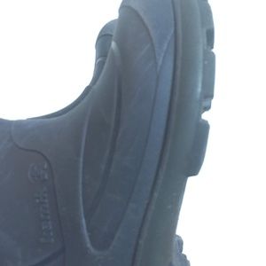 Kids Kamik insulated snow boots, size 12